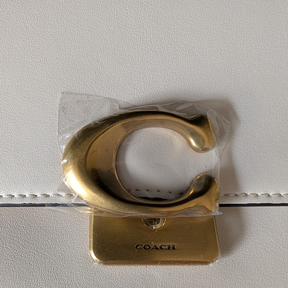 Coach Bandit Ivory and Gold Shoulder Bag - Picture 13 of 13
